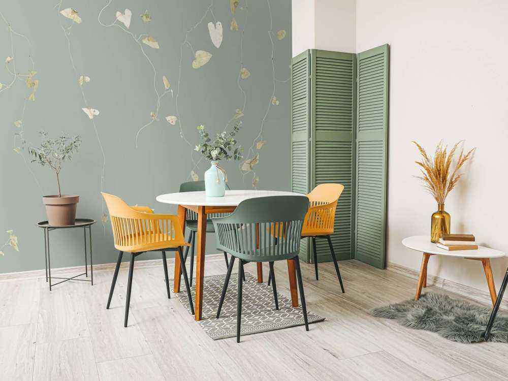 Grey hedgerow grey green